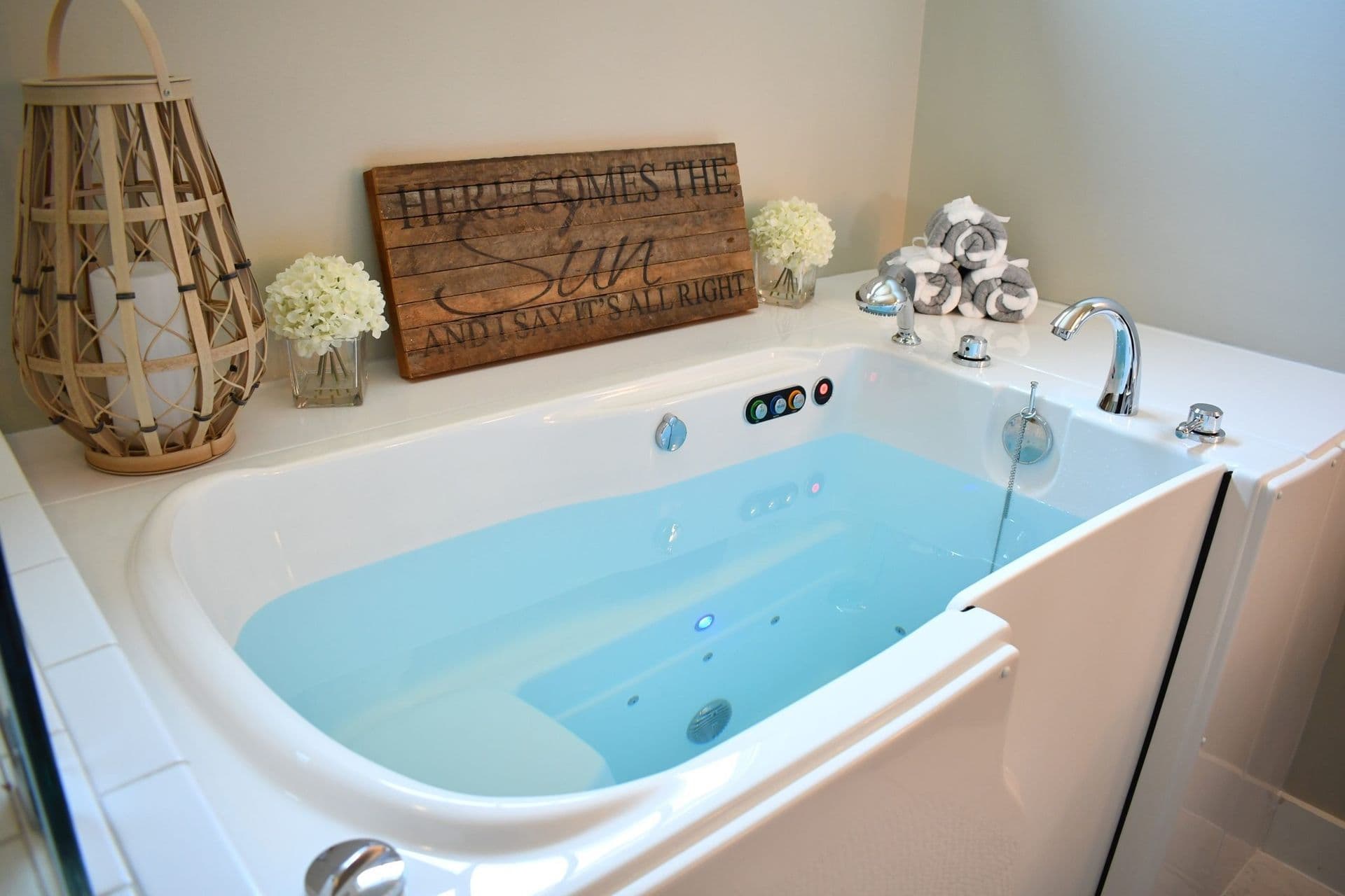 Bathtub